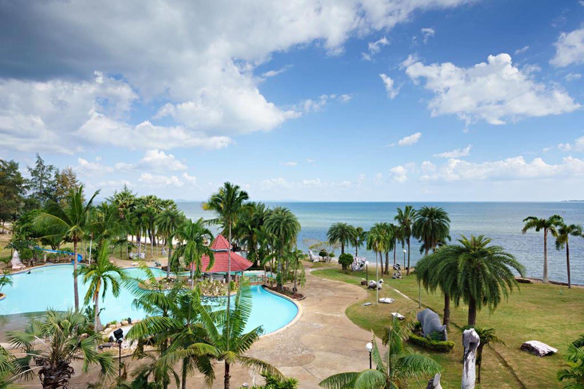 Rockgarden Beach Resort Маэ-Пим Экстерьер фото